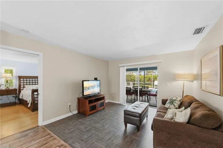 3410 Country Club Blvd, Cape Coral, Florida 33904