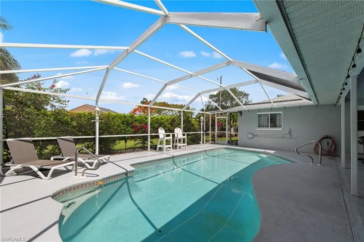 3410 Country Club Blvd, Cape Coral, Florida 33904