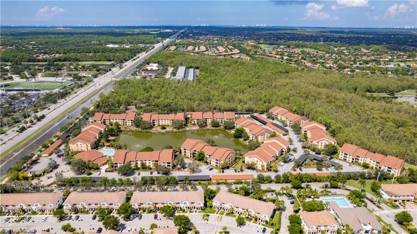 7960  Preserve  CIR, Naples, FL 34119