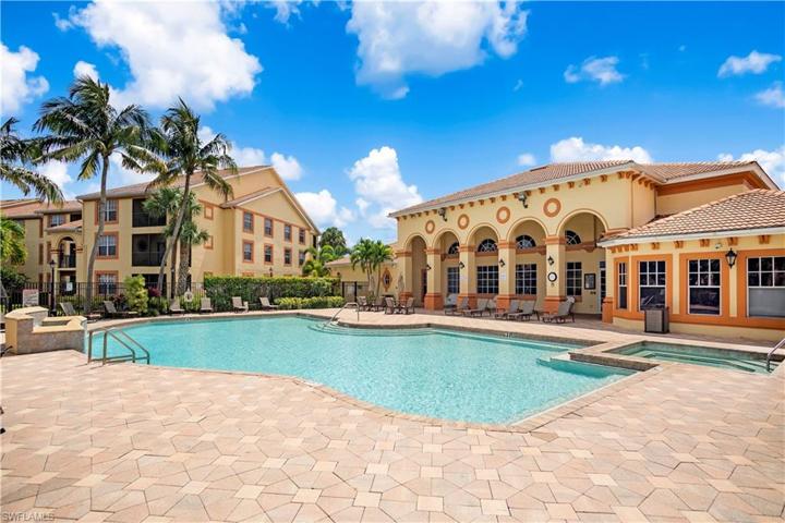 7960  Preserve  CIR, Naples, FL 34119