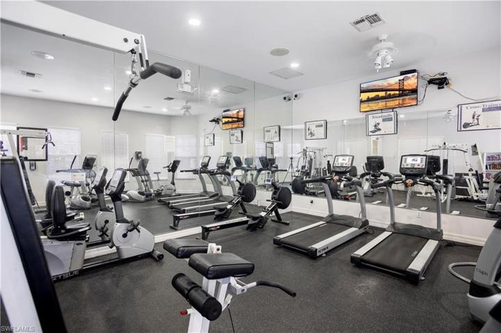 7960  Preserve  CIR, Naples, FL 34119