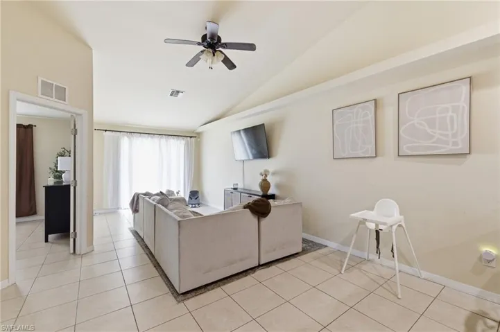 1018-1020 SE 24th  AVE, Cape Coral, FL 33990