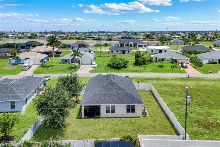 511 Nw 26th St, Cape Coral, Florida 33993