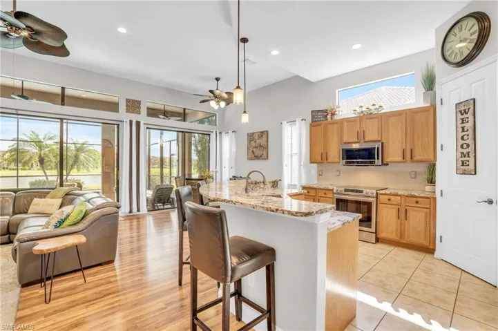 8670  Mercado  CT, Fort Myers, FL 33912