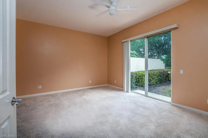 4386  Novato  CT, Naples, FL 34109