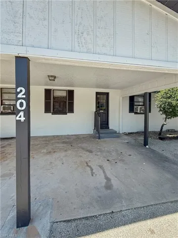 204 2nd St 2, Fort Myers, Florida 33907