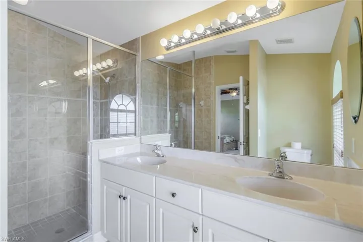 Owners Bath