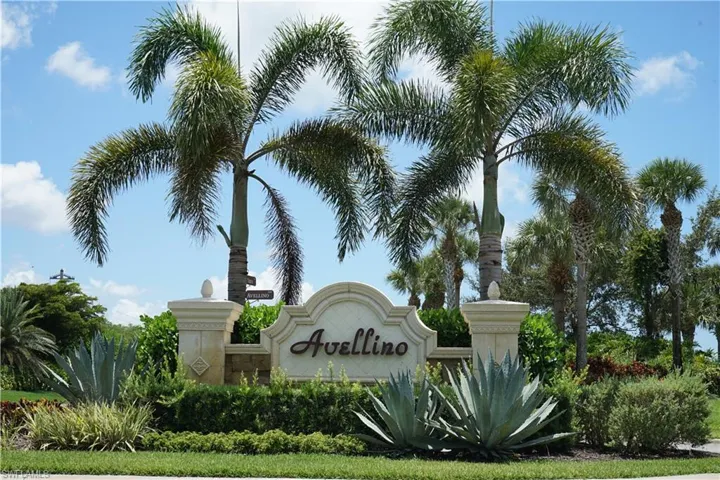 9514  Avellino  WAY, Naples, FL 34113