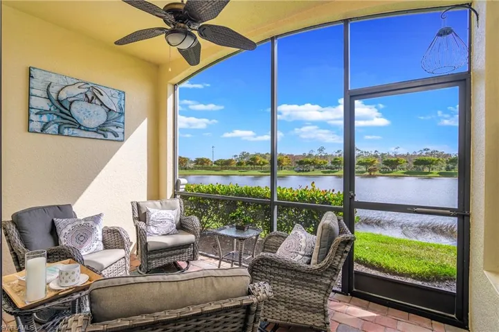 9514  Avellino  WAY, Naples, FL 34113