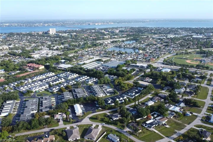 6701 Fiesta Ln, Fort Myers, Florida 33919