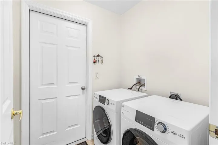 9964 Horse Creek Rd, Fort Myers, Florida 33913