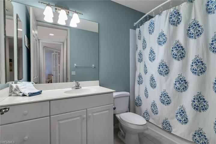 1916 Seville BLVD # 1912, NAPLES FL 34109