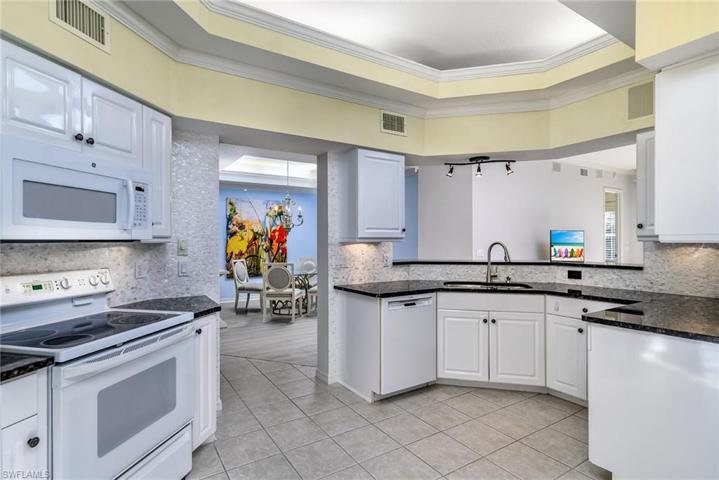 1916 Seville BLVD # 1912, NAPLES FL 34109