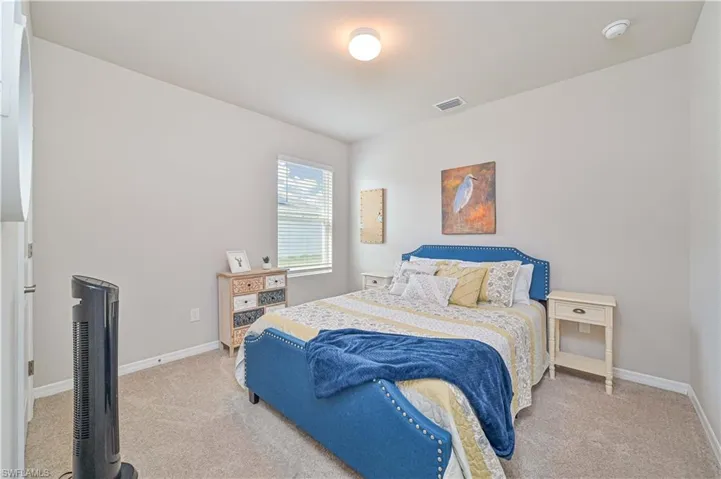 8908  Cascade Price  CIR, North Fort Myers, FL 33917