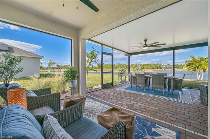 8908  Cascade Price  CIR, North Fort Myers, FL 33917