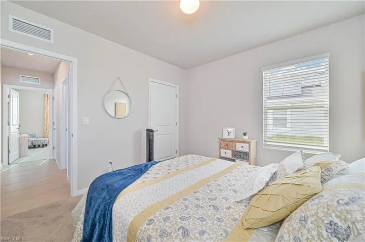 8908  Cascade Price  CIR, North Fort Myers, FL 33917