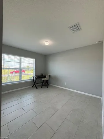 924 Ne 10th Ln, Cape Coral Fl 33909