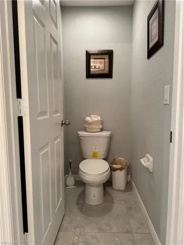 924 Ne 10th Ln, Cape Coral Fl 33909