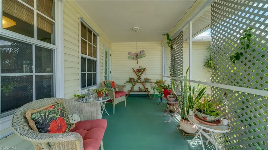 635 Ne 6th St, Cape Coral Fl 33909