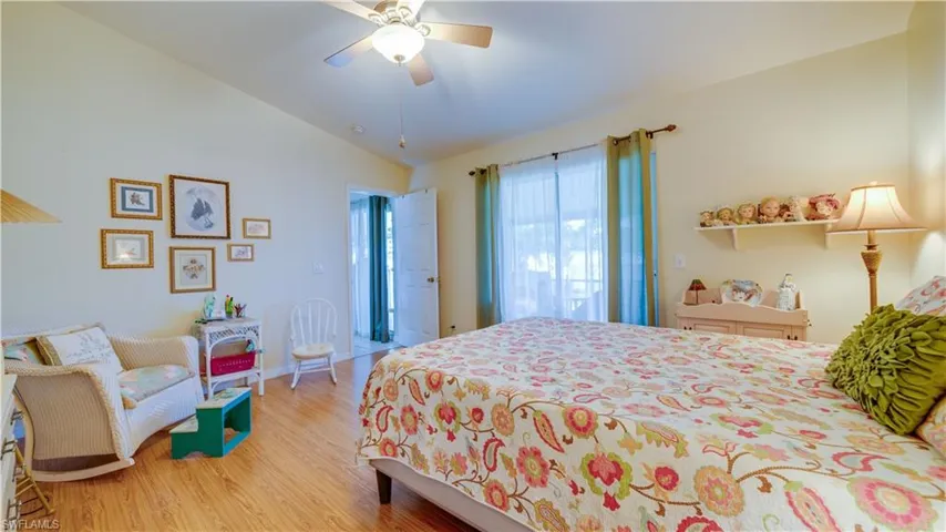 635 Ne 6th St, Cape Coral Fl 33909