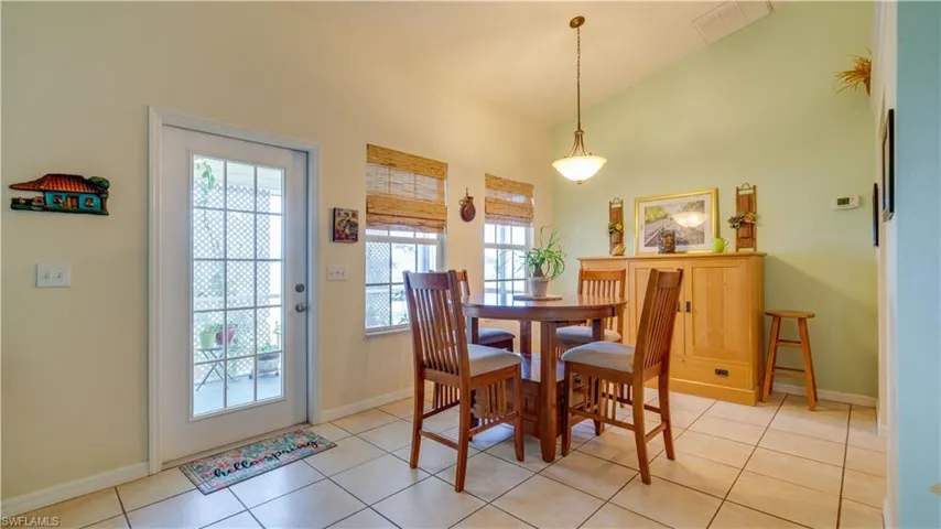 635 Ne 6th St, Cape Coral Fl 33909