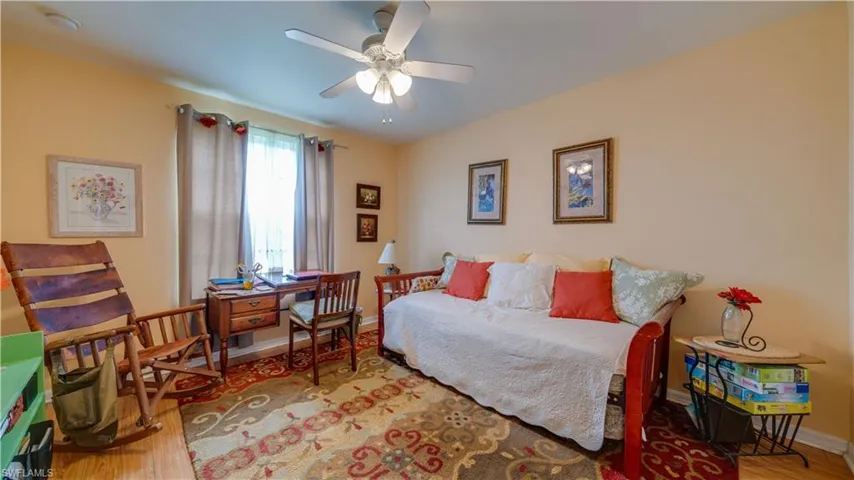 635 Ne 6th St, Cape Coral Fl 33909