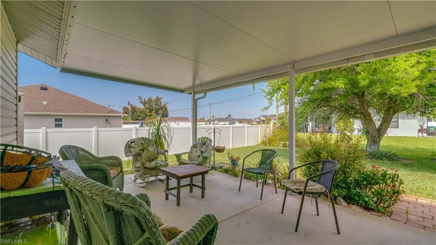 635 Ne 6th St, Cape Coral Fl 33909