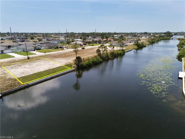 2129 Nw 25th St, Cape Coral Fl 33993