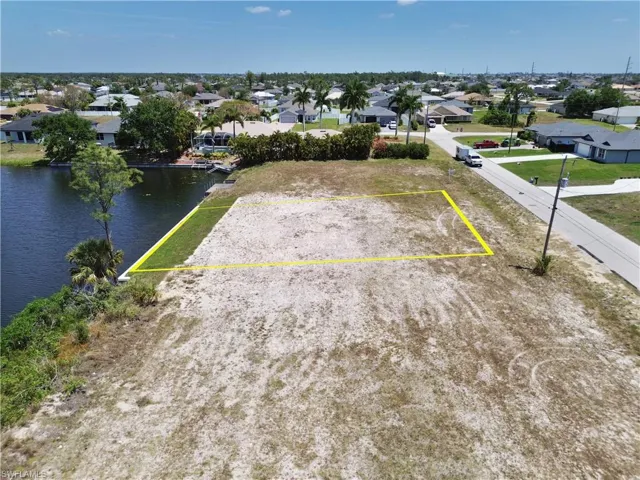 2129 Nw 25th St, Cape Coral Fl 33993