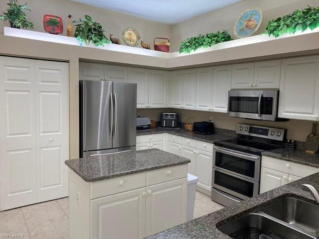 23871  Amalfi Coast  RD, ESTERO, FL 34135