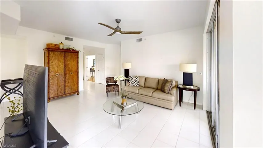 2115  Arielle  DR, Naples, FL 34109