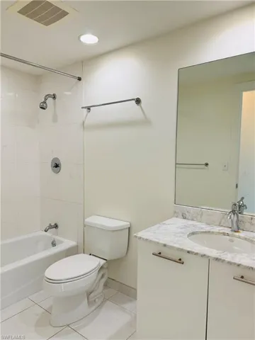 3000  Oasis Grand  BLVD, Fort Myers, FL 33916