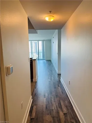3000  Oasis Grand  BLVD, Fort Myers, FL 33916