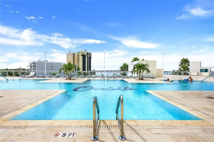 3000  Oasis Grand  BLVD, Fort Myers, FL 33916