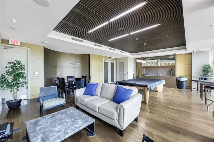 3000  Oasis Grand  BLVD, Fort Myers, FL 33916