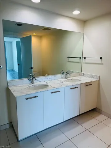 3000 Oasis Grand Blvd 903, Fort Myers, Florida 33916