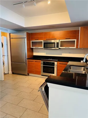 3000  Oasis Grand  BLVD, Fort Myers, FL 33916