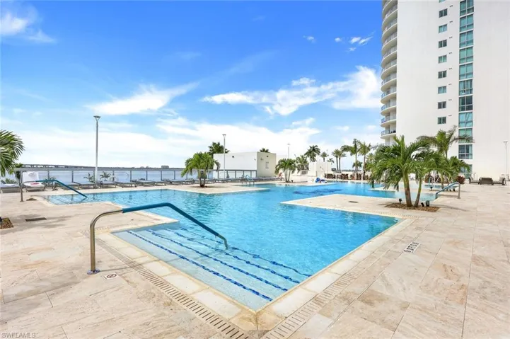 3000  Oasis Grand  BLVD, Fort Myers, FL 33916