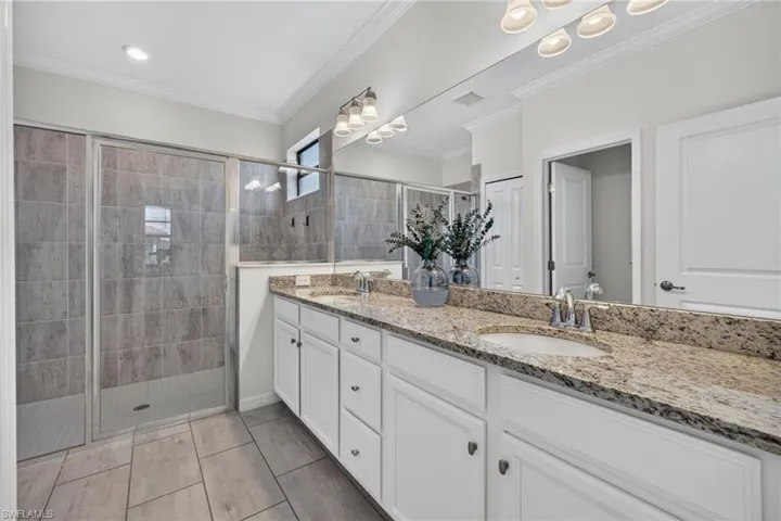 11550 Shady Palm Way, Fort Myers, Florida 33913
