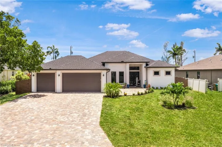 Single Family 4 bedroom 3 bath 3 car garage Pool & Spa Home.