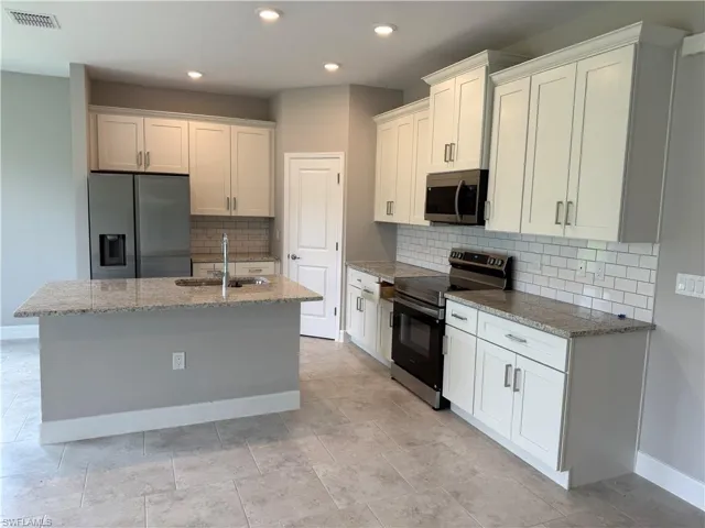 3607 62nd St W, Lehigh Acres, Florida 33971