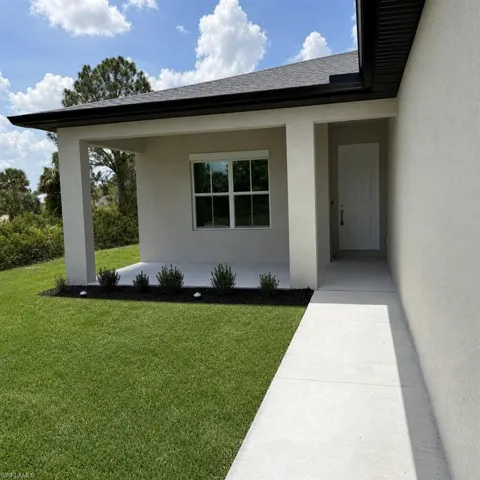 3607 62nd St W, Lehigh Acres, Florida 33971