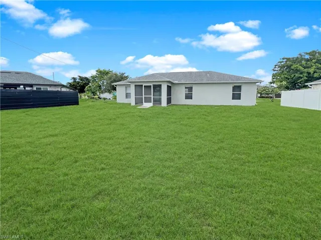 2037 NE 4th  TER, Cape Coral, FL 33909