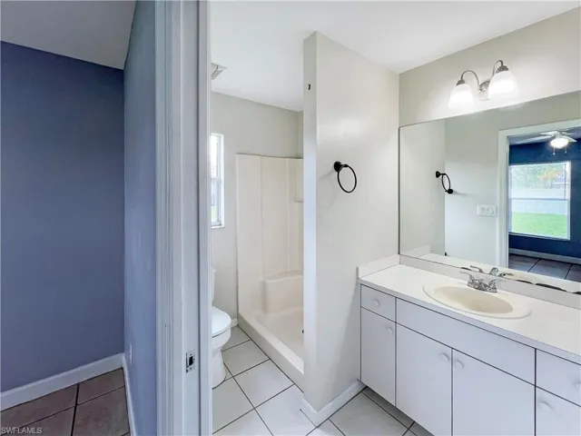 2037 NE 4th  TER, Cape Coral, FL 33909