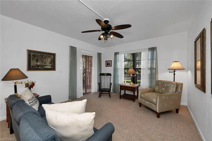1701  Courtyard  WAY, Naples, FL 34112