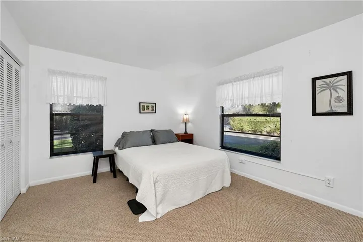 1701  Courtyard  WAY, Naples, FL 34112