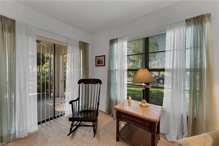1701  Courtyard  WAY, Naples, FL 34112