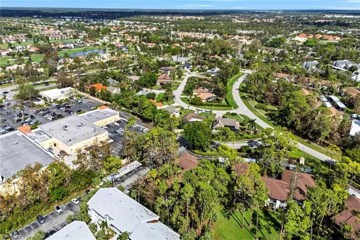 1701  Courtyard  WAY, Naples, FL 34112