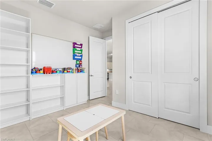 2101 NE 36th  TER, Cape Coral, FL 33909