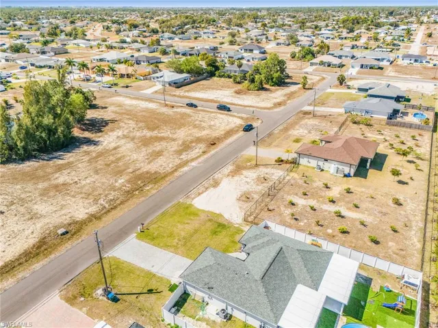 2101 NE 36th  TER, Cape Coral, FL 33909